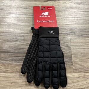 NEW BALANCE PACE SETTER GLOVES BLACK  TOUCH-TIPS LOGO MEN'S Size S/M NWT